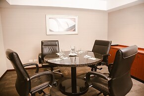 Los Tallanes Hotel & Suites