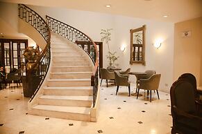 Los Tallanes Hotel & Suites