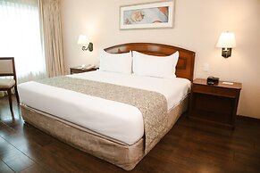 Los Tallanes Hotel & Suites