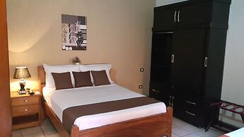 Hotel El Maltese – Lakefront