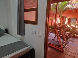 Hotel El Maltese – Lakefront