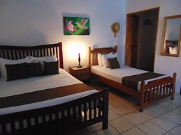 Hotel El Maltese – Lakefront
