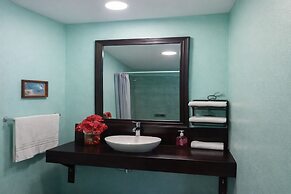 Hotel El Maltese – Lakefront