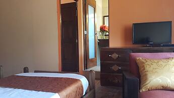 Hotel El Maltese – Lakefront