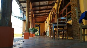 Hotel El Maltese – Lakefront