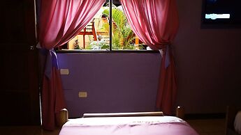 Hotel El Maltese – Lakefront