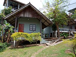 Phupha Bungalow