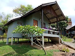 Phupha Bungalow