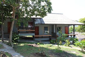 Phupha Bungalow