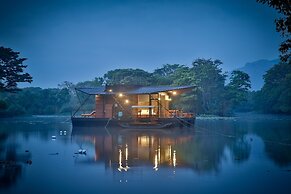 Kalundewa Retreat