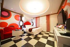 Ivy Hotel