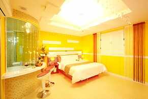 Ivy Hotel