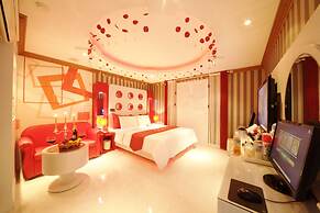Ivy Hotel