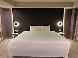 Forward Suites I
