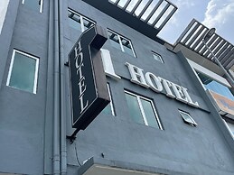 1 Hotel Mahkota Cheras