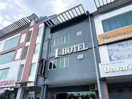 1 Hotel Mahkota Cheras