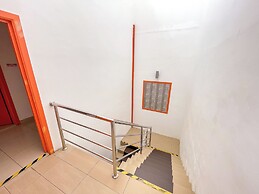 1 Hotel Mahkota Cheras