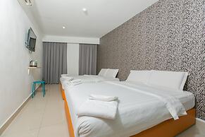 1 Hotel Mahkota Cheras