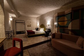 Artemis Cave Suites - Adults Only