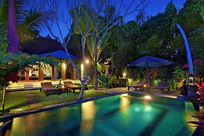 The Mahogany Villa