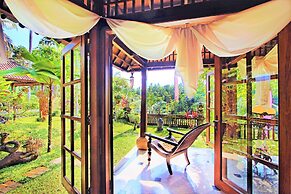 The Mahogany Villa
