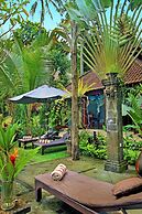 The Mahogany Villa
