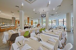 Hotel Laguna Park & Aqua Club