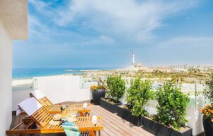 PLAY Seaport Suite Hotel TLV