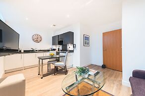 Braid Apartments by Mansley