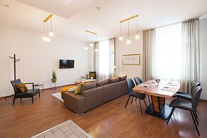 Bearsleys Downtown Apartments