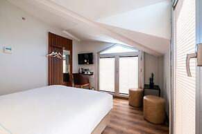 Discovery Hotel