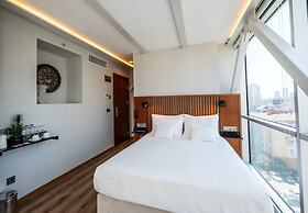 Discovery Hotel