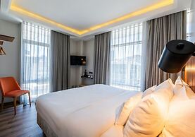 Discovery Hotel