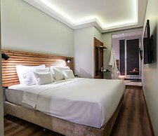 Discovery Hotel