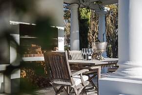 Lily Pond House at Le Lude
