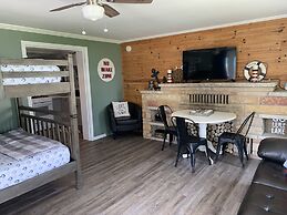 Grand Lake Resort