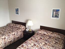 Airport Motor Inn