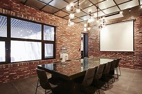 MD HOTEL DONGTAN