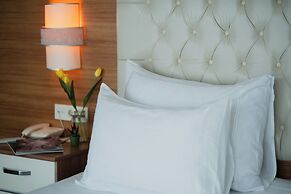 Parion Hotel