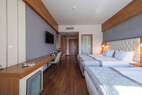 Parion Hotel