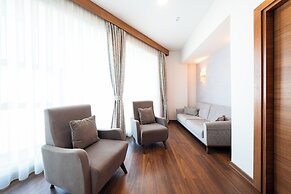 Parion Hotel