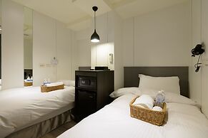Poshpacker Hotel