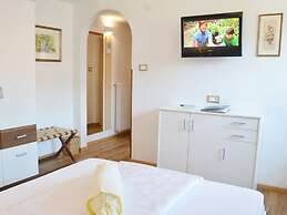 Hotel Karin