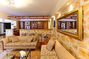 Vathi Hotel