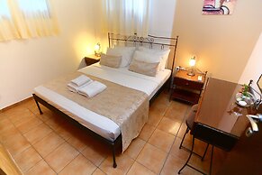 Vathi Hotel
