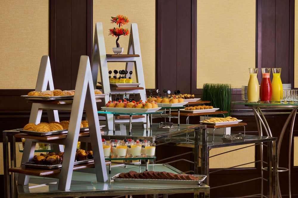 Kempinski Palace Cairo