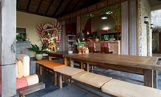 Villa Anjing
