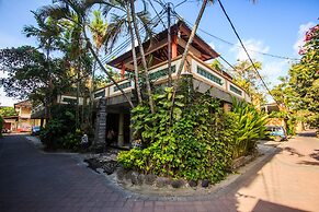 Sri Ratu Hotel