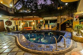 Sri Ratu Hotel