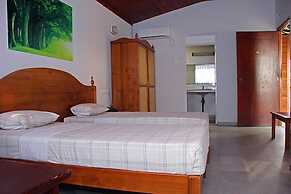 Roy Villa Beach Hotel